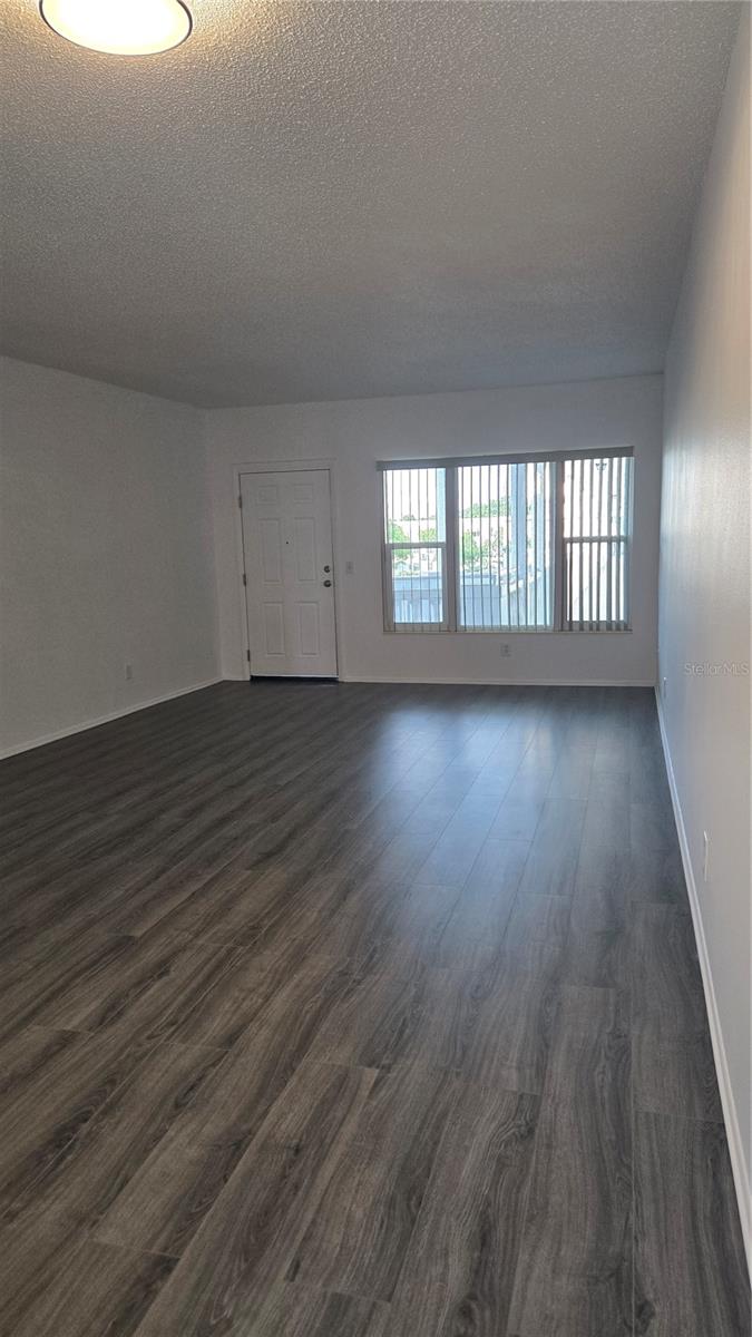 TB8420873 Property Photo