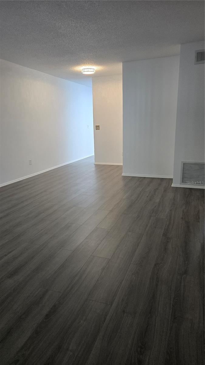 TB8420873 Property Photo