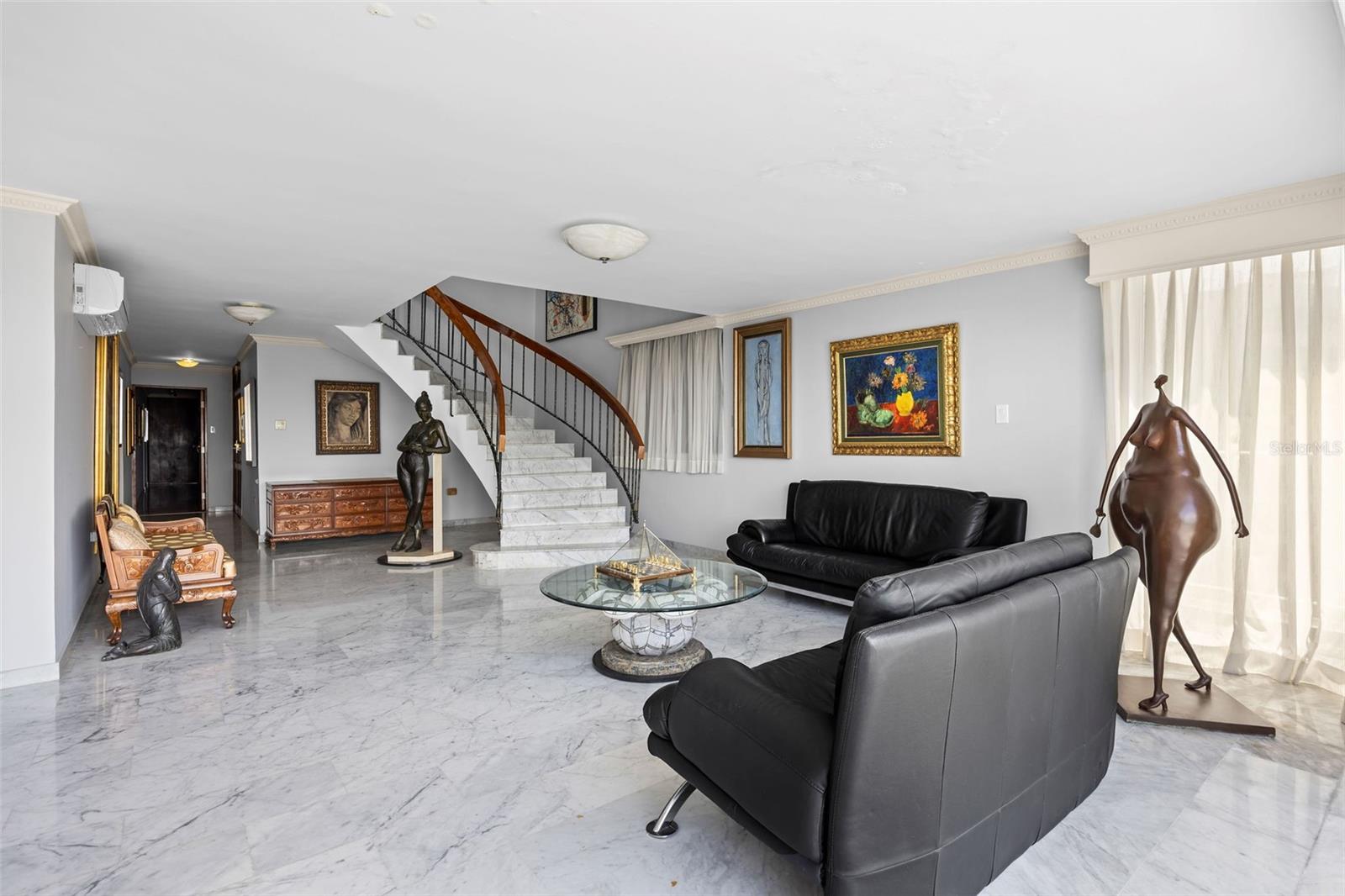 PR9115661 Property Photo