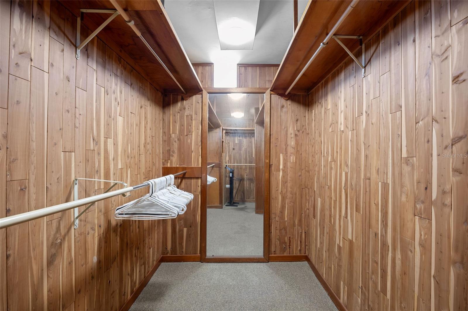 PR9115661 Property Photo