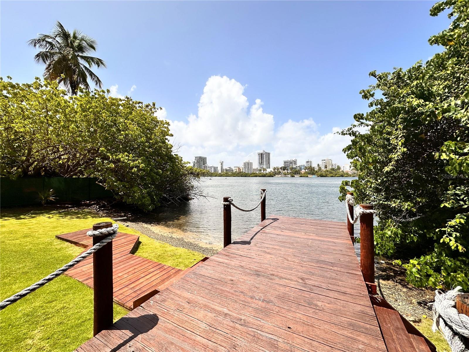 PR9115661 Property Photo