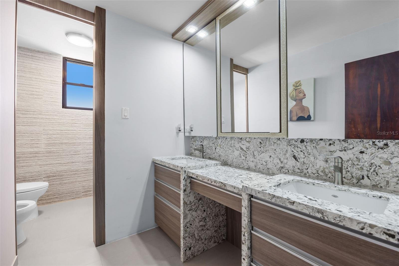 PR9115661 Property Photo