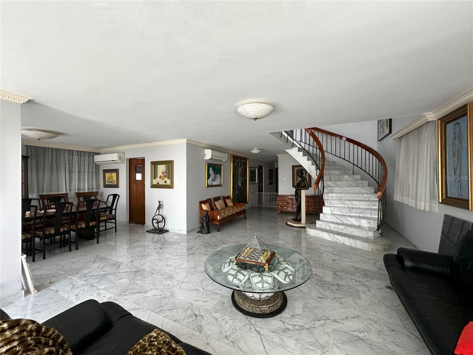 PR9115661 Property Photo