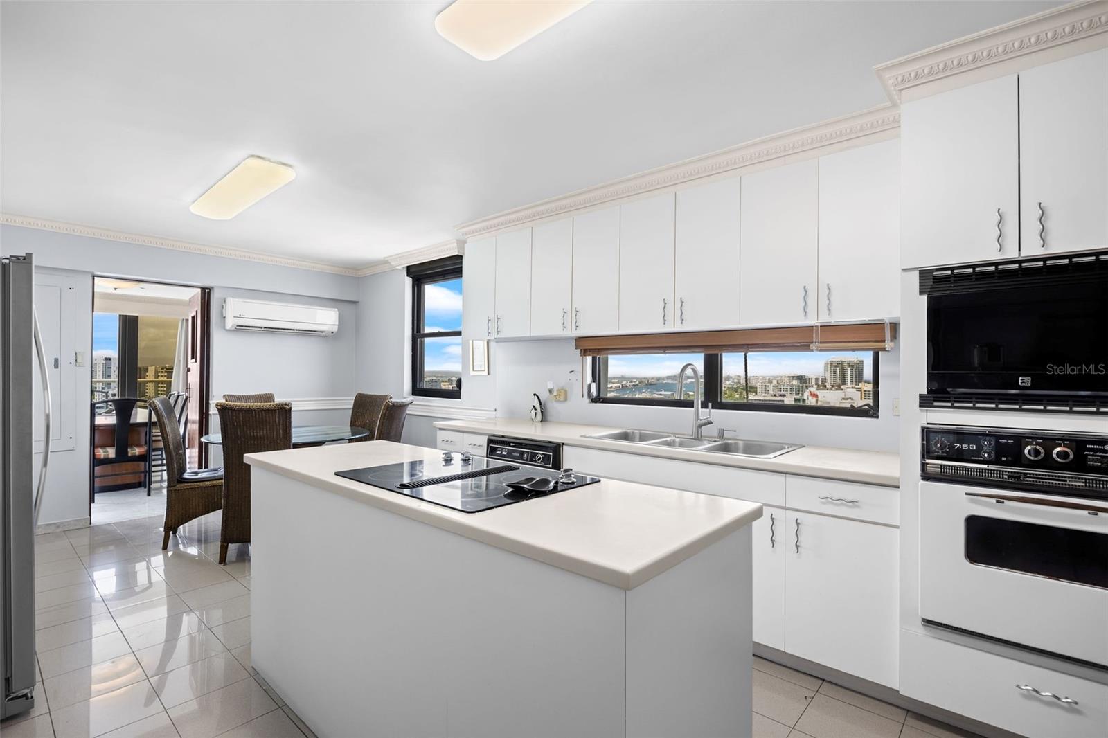 PR9115661 Property Photo