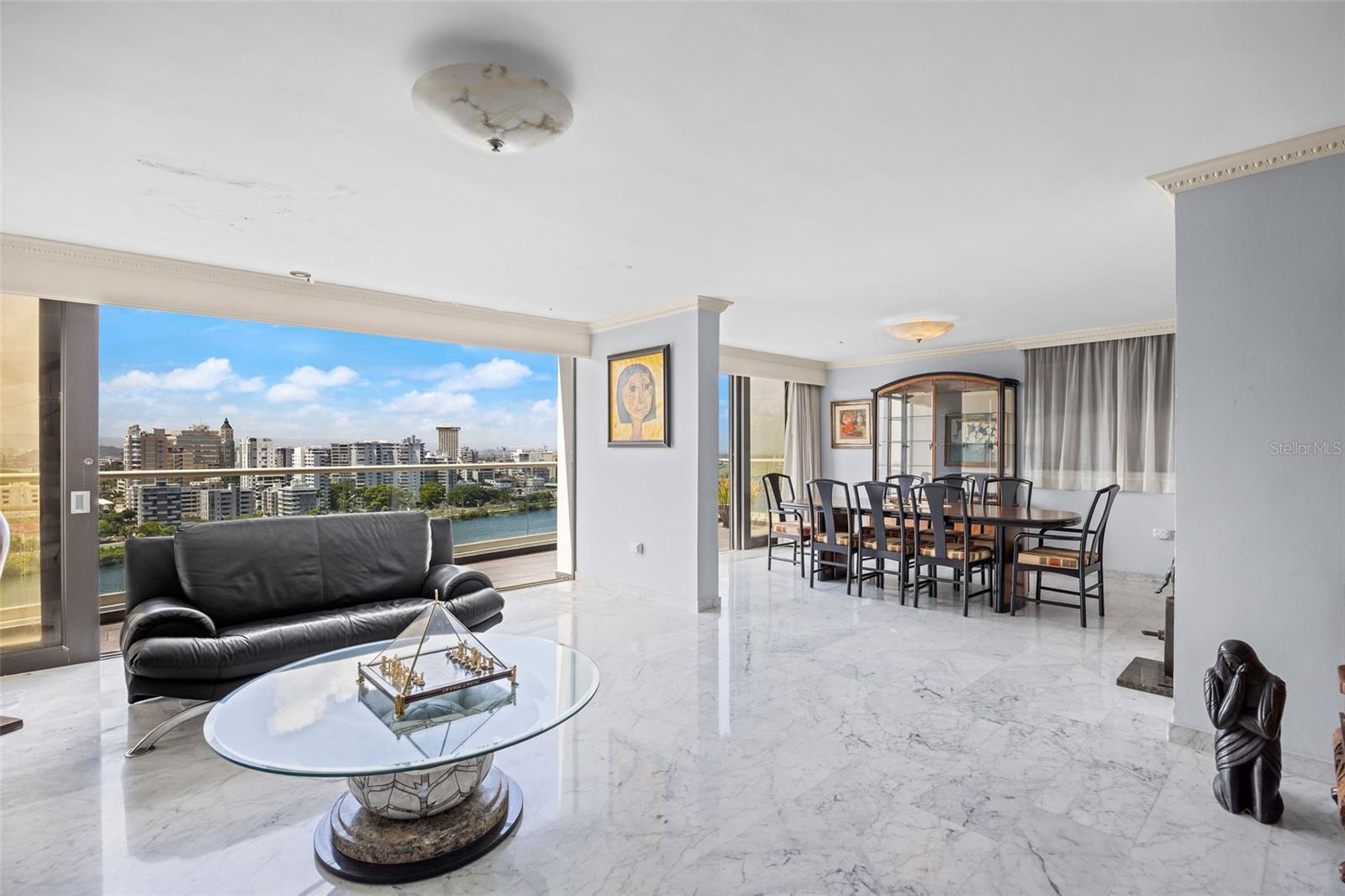 PR9115661 Property Photo