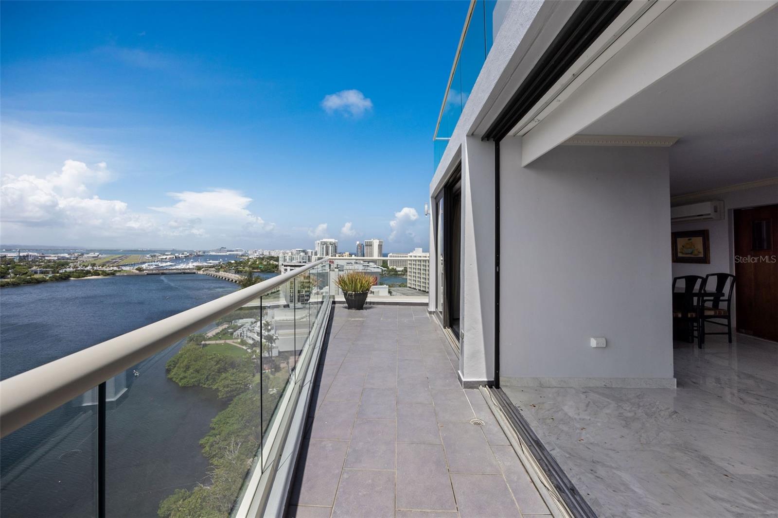 PR9115661 Property Photo