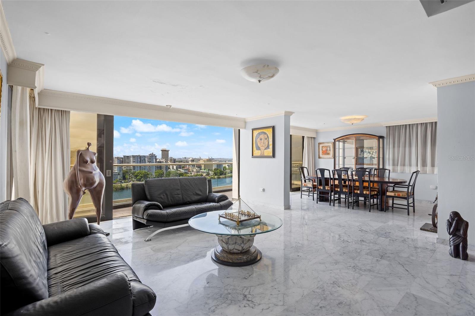 PR9115661 Property Photo