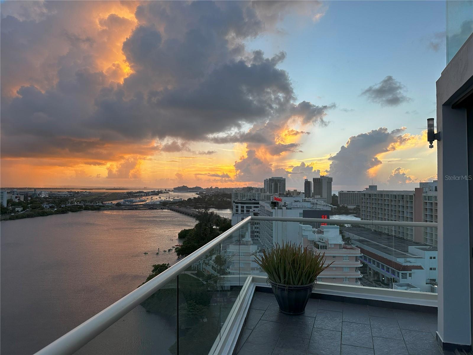 PR9115661 Property Photo