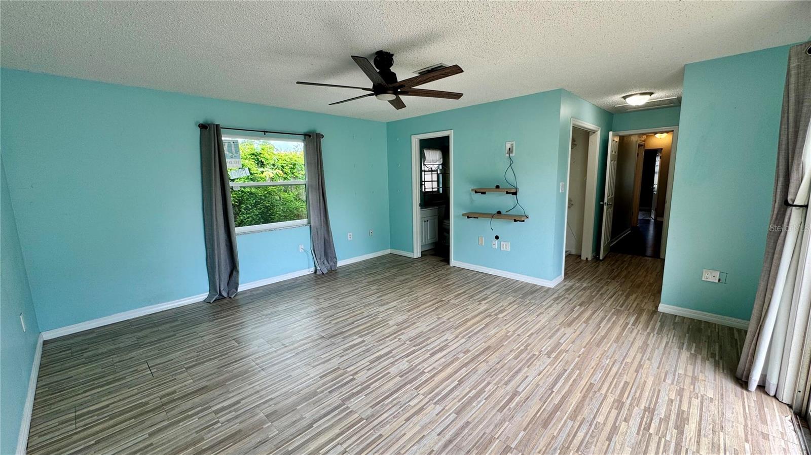 1420 HIGHLAND AVE, EUSTIS, FL, 32726