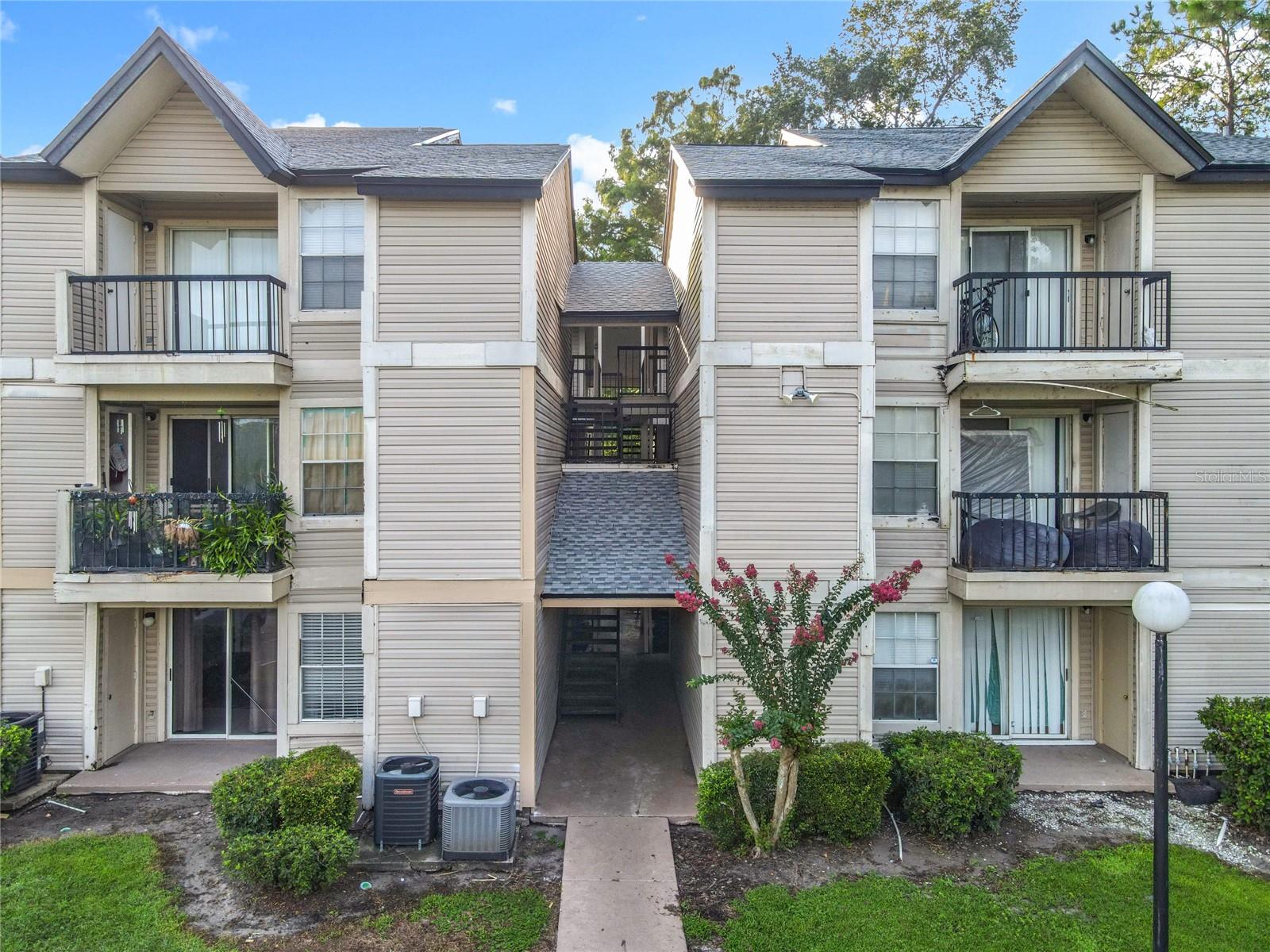 1932 LAKE ATRIUMS CIR #83, ORLANDO, FL, 32839