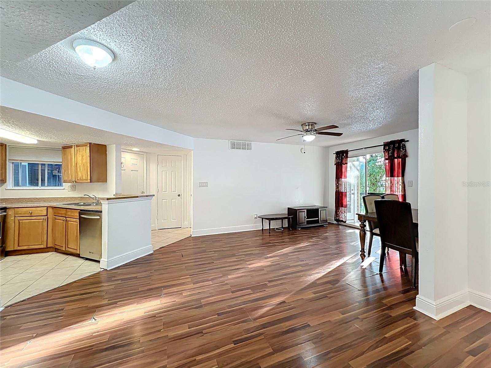 1932 LAKE ATRIUMS CIR #83, ORLANDO, FL, 32839