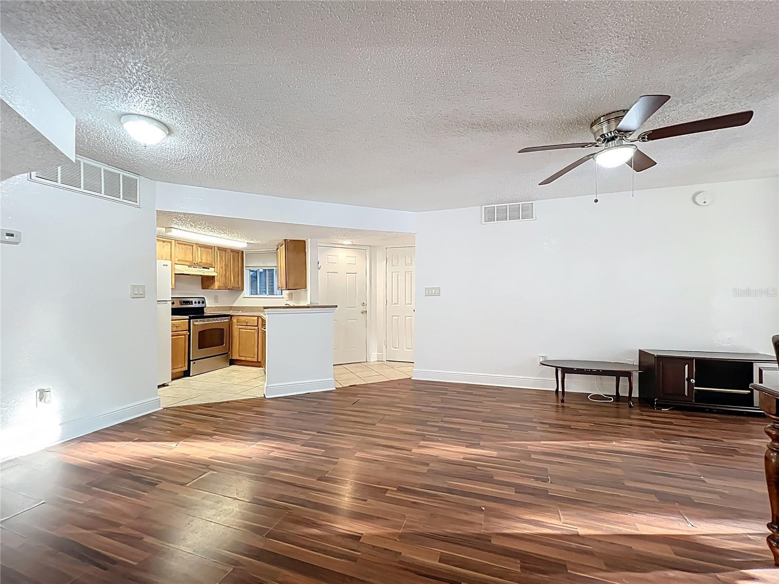 1932 LAKE ATRIUMS CIR #83, ORLANDO, FL, 32839