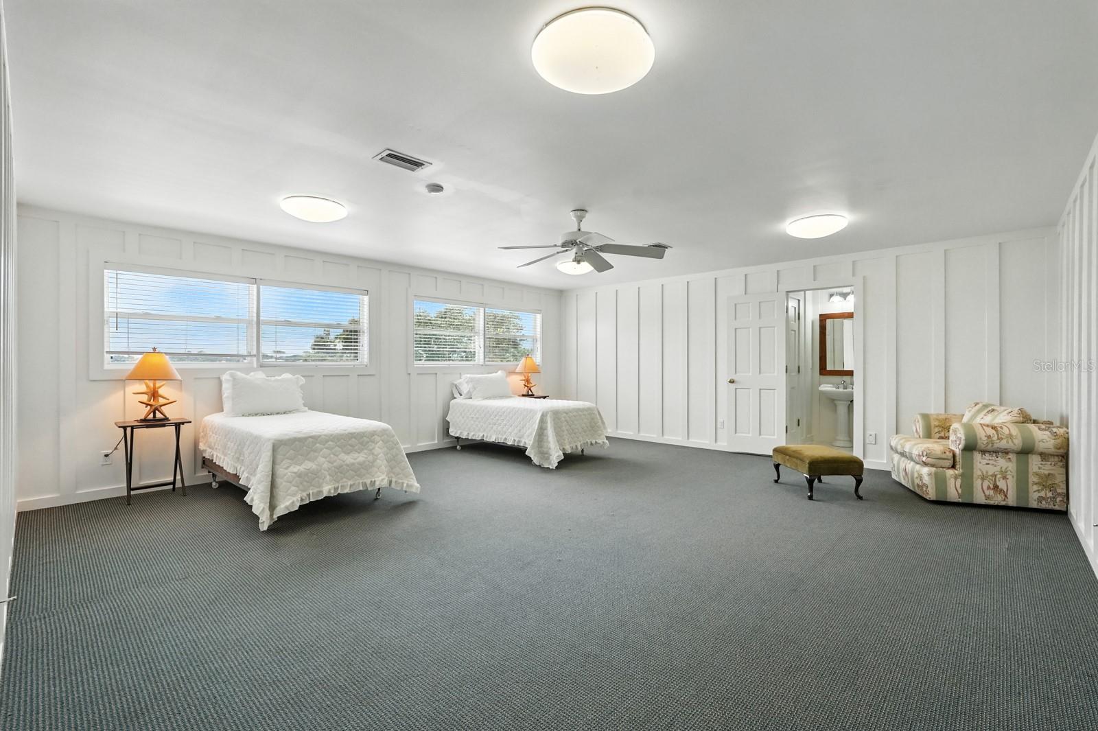 360 JOHN ANDERSON DR, ORMOND BEACH, FL, 32176