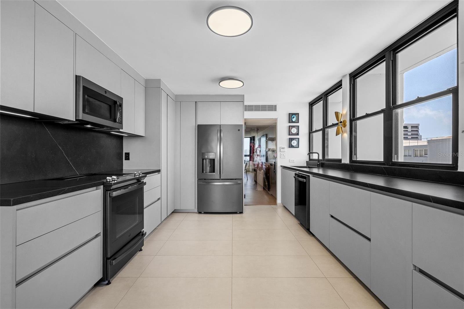 PR9115666 Property Photo