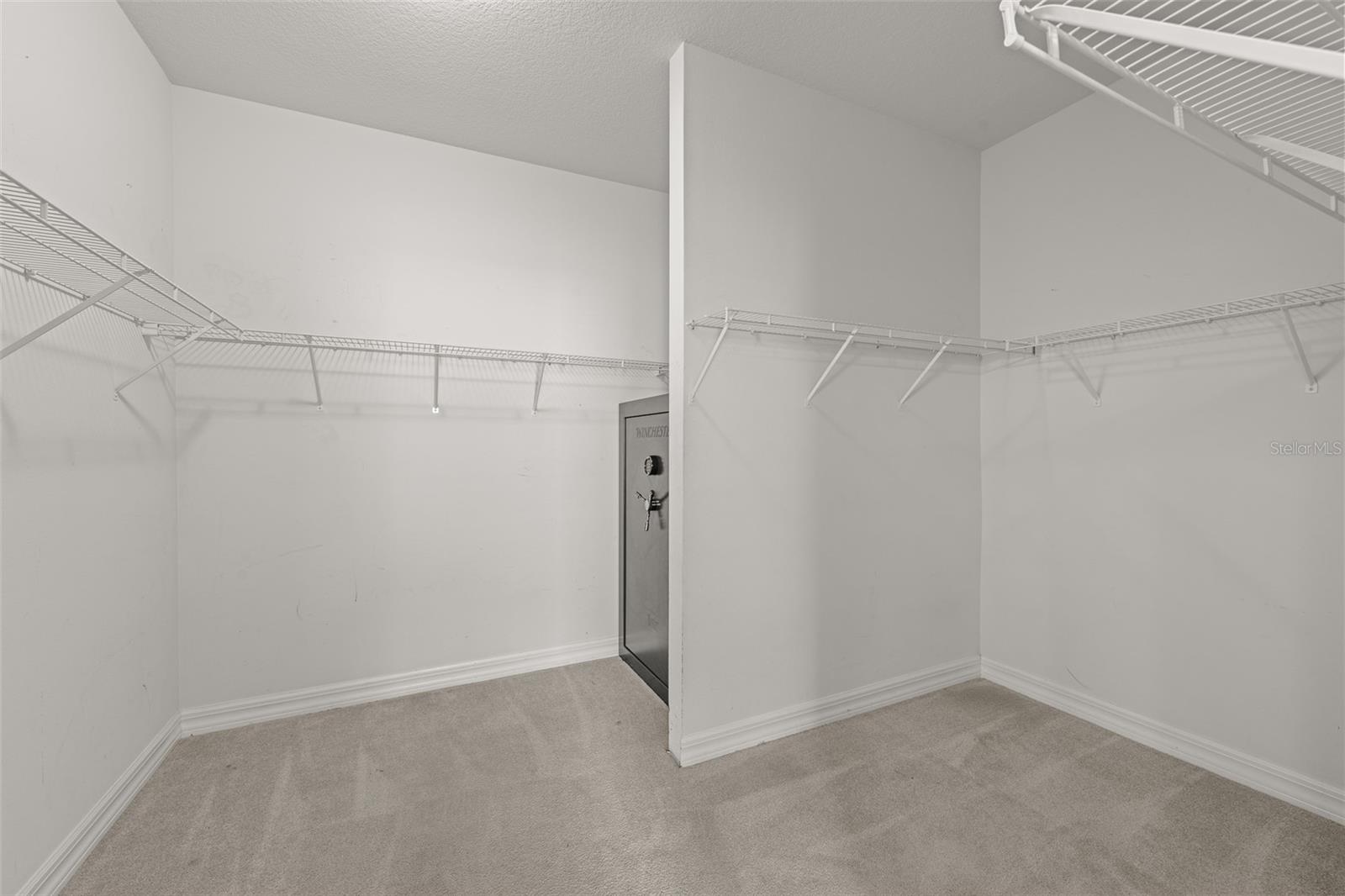 5909 WEDGEFIELD DR, ZEPHYRHILLS, FL, 33541