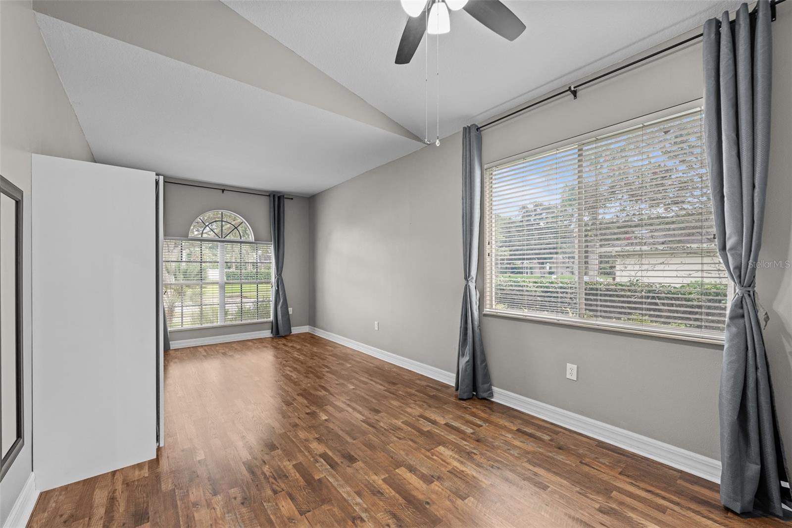 5909 WEDGEFIELD DR, ZEPHYRHILLS, FL, 33541