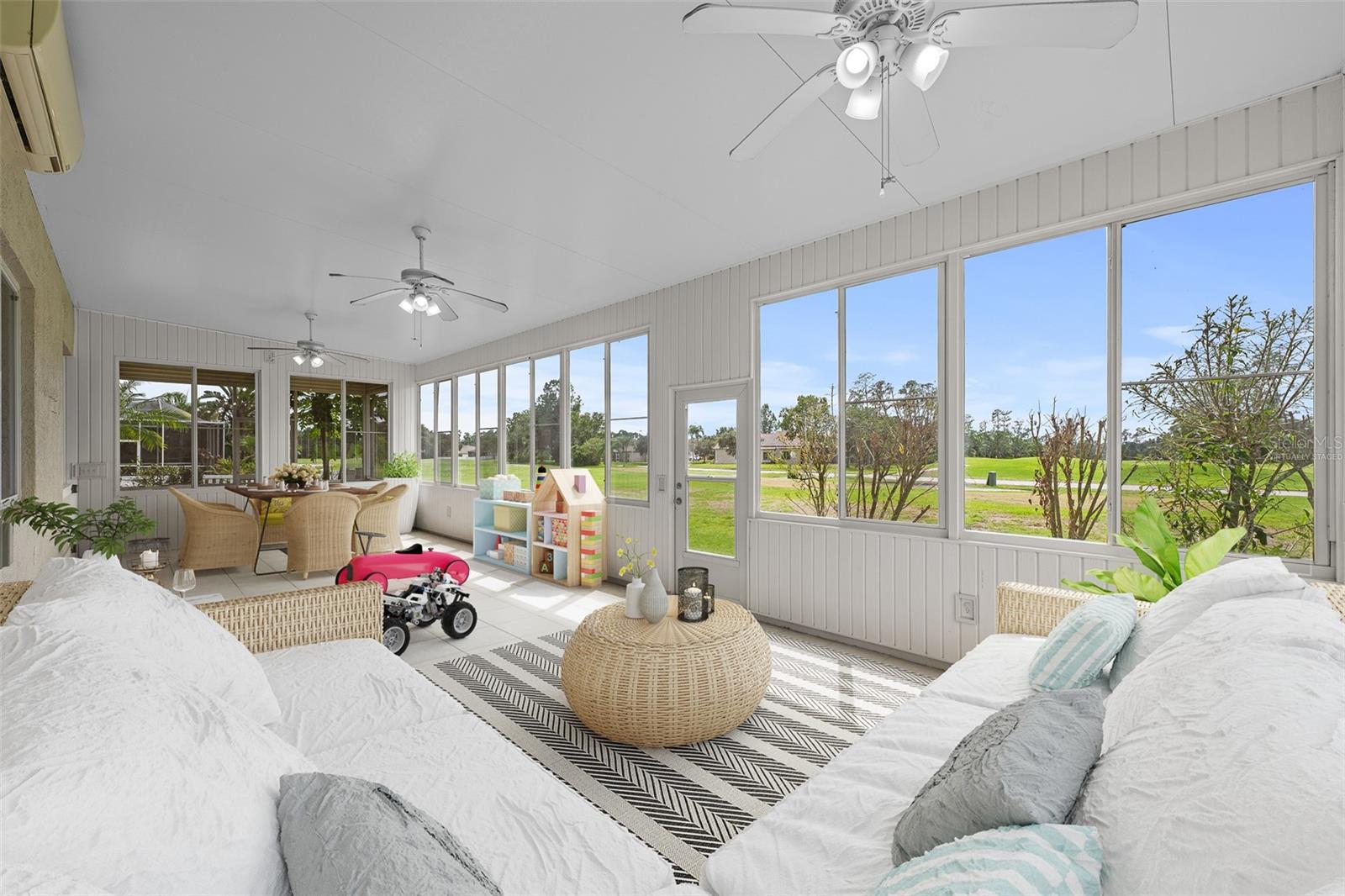 5909 WEDGEFIELD DR, ZEPHYRHILLS, FL, 33541