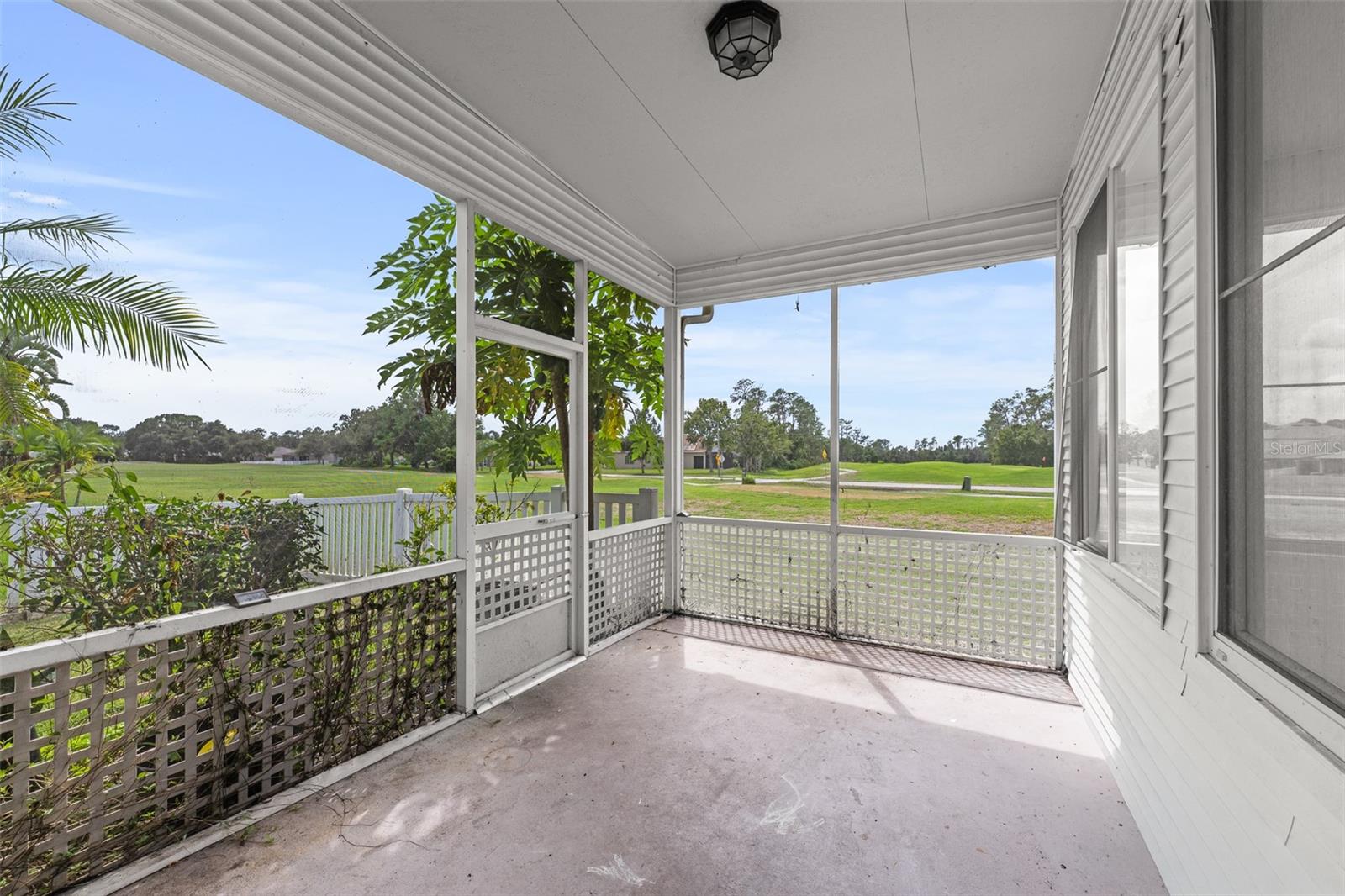 5909 WEDGEFIELD DR, ZEPHYRHILLS, FL, 33541