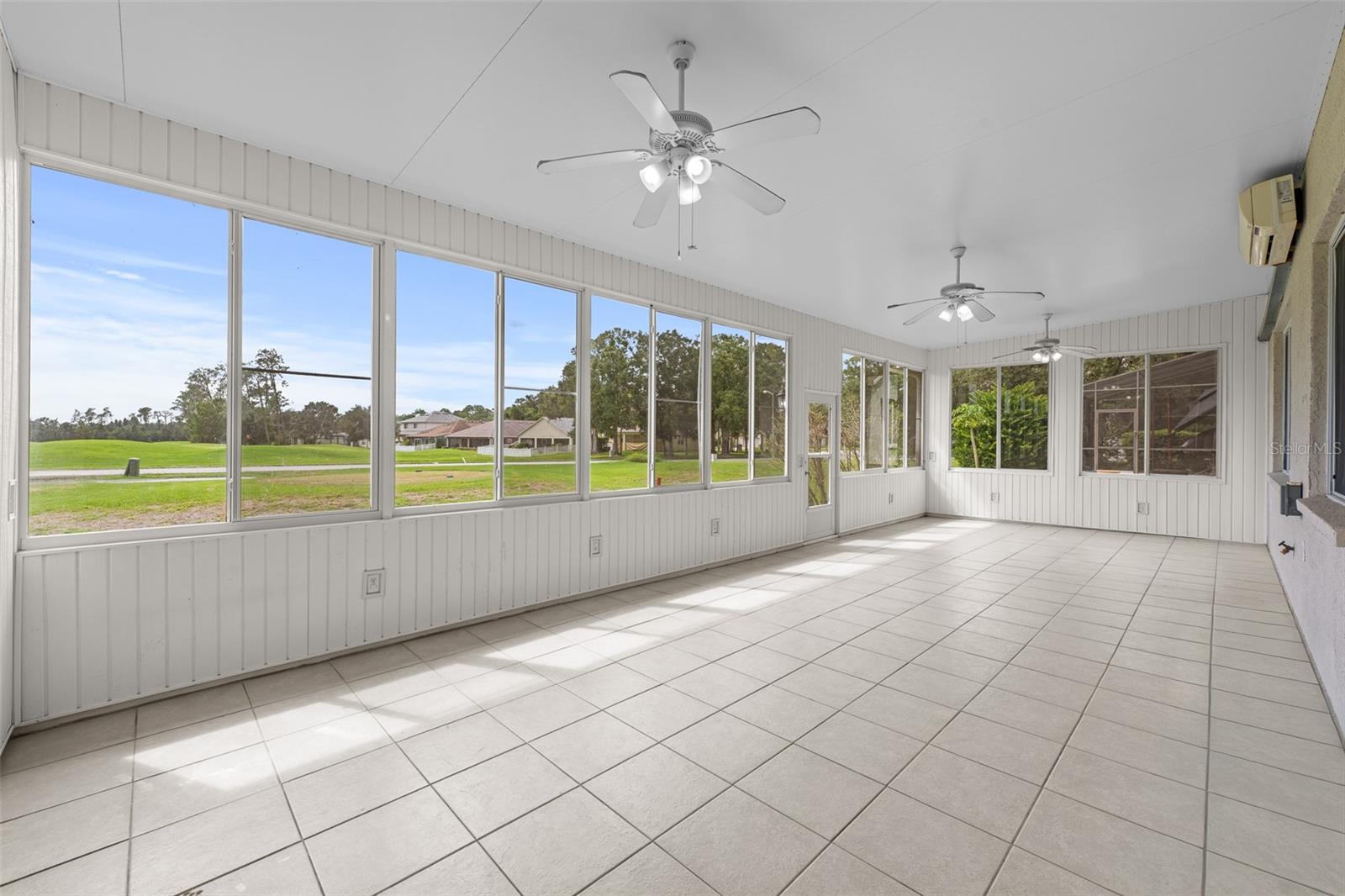 5909 WEDGEFIELD DR, ZEPHYRHILLS, FL, 33541