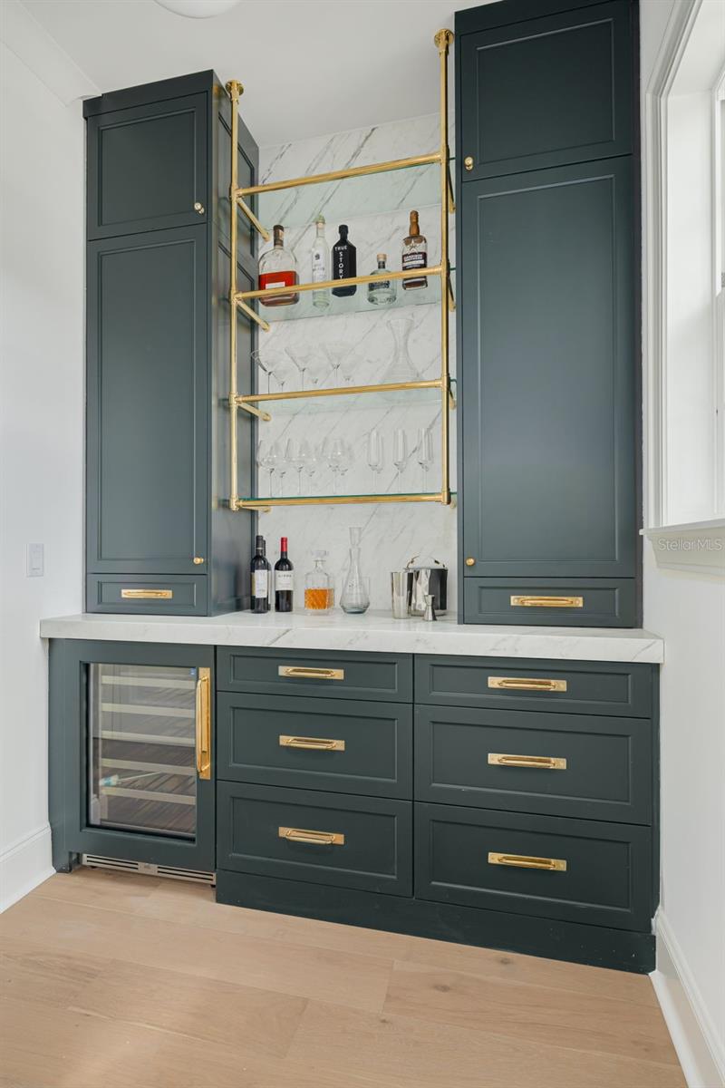 TB8421082 Property Photo