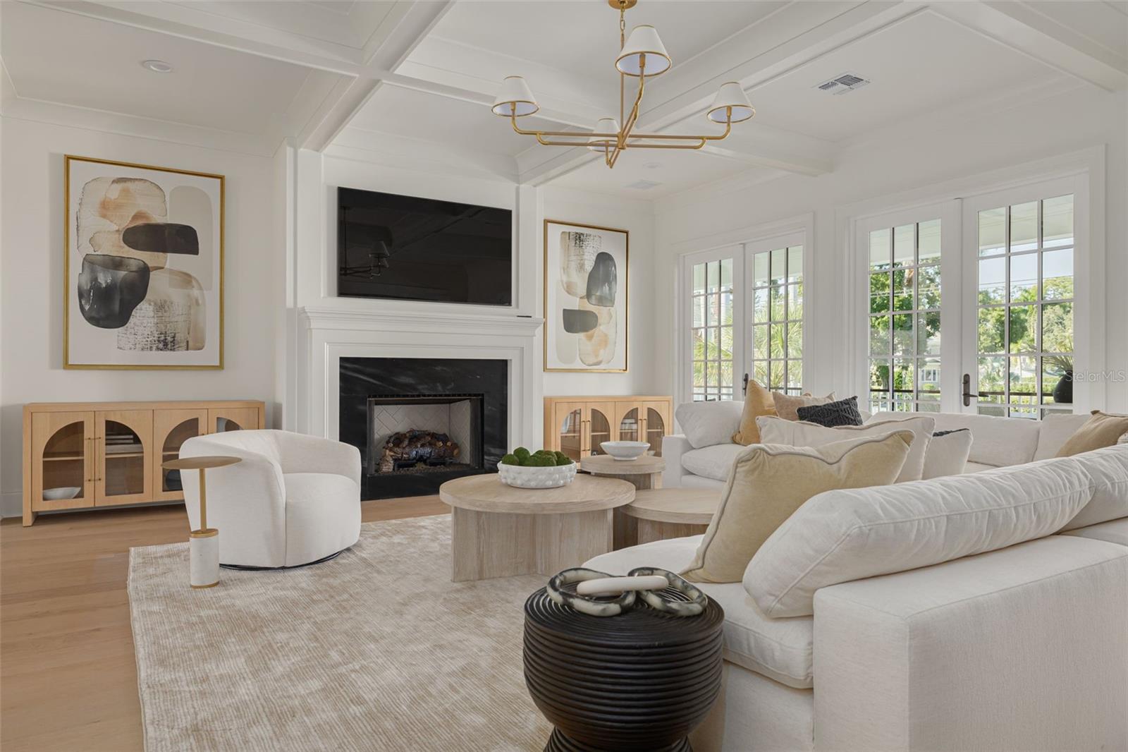 TB8421082 Property Photo