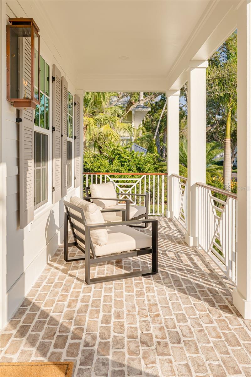 TB8421082 Property Photo