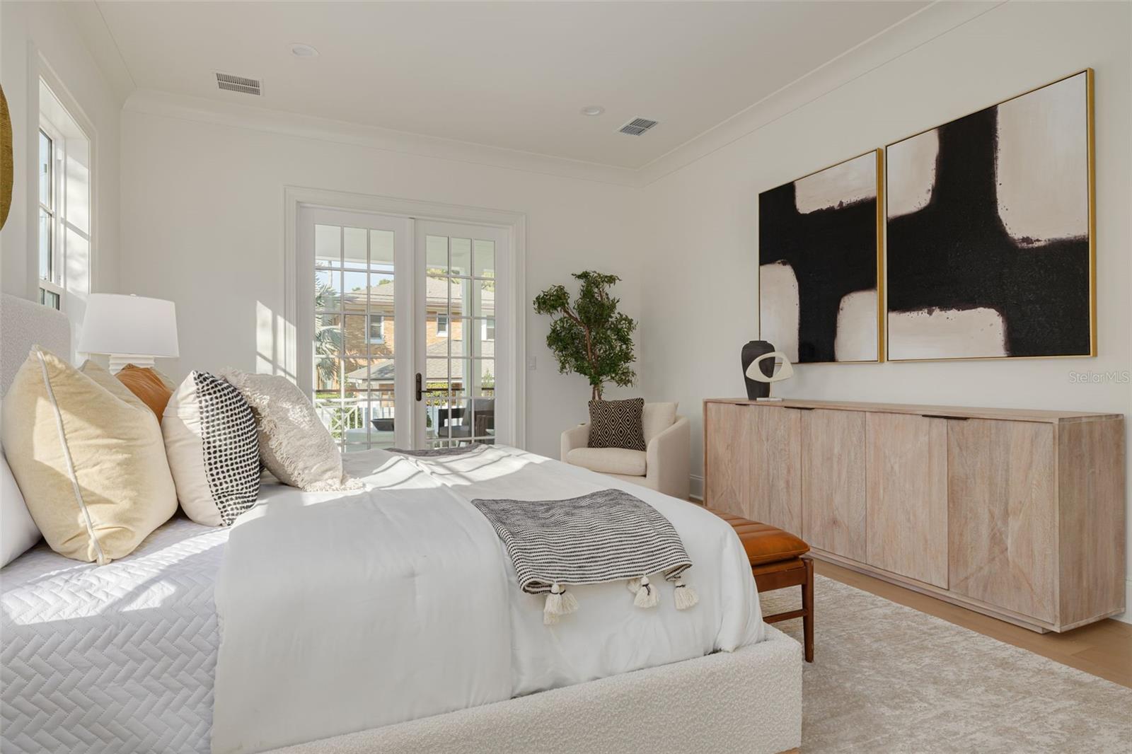 TB8421082 Property Photo