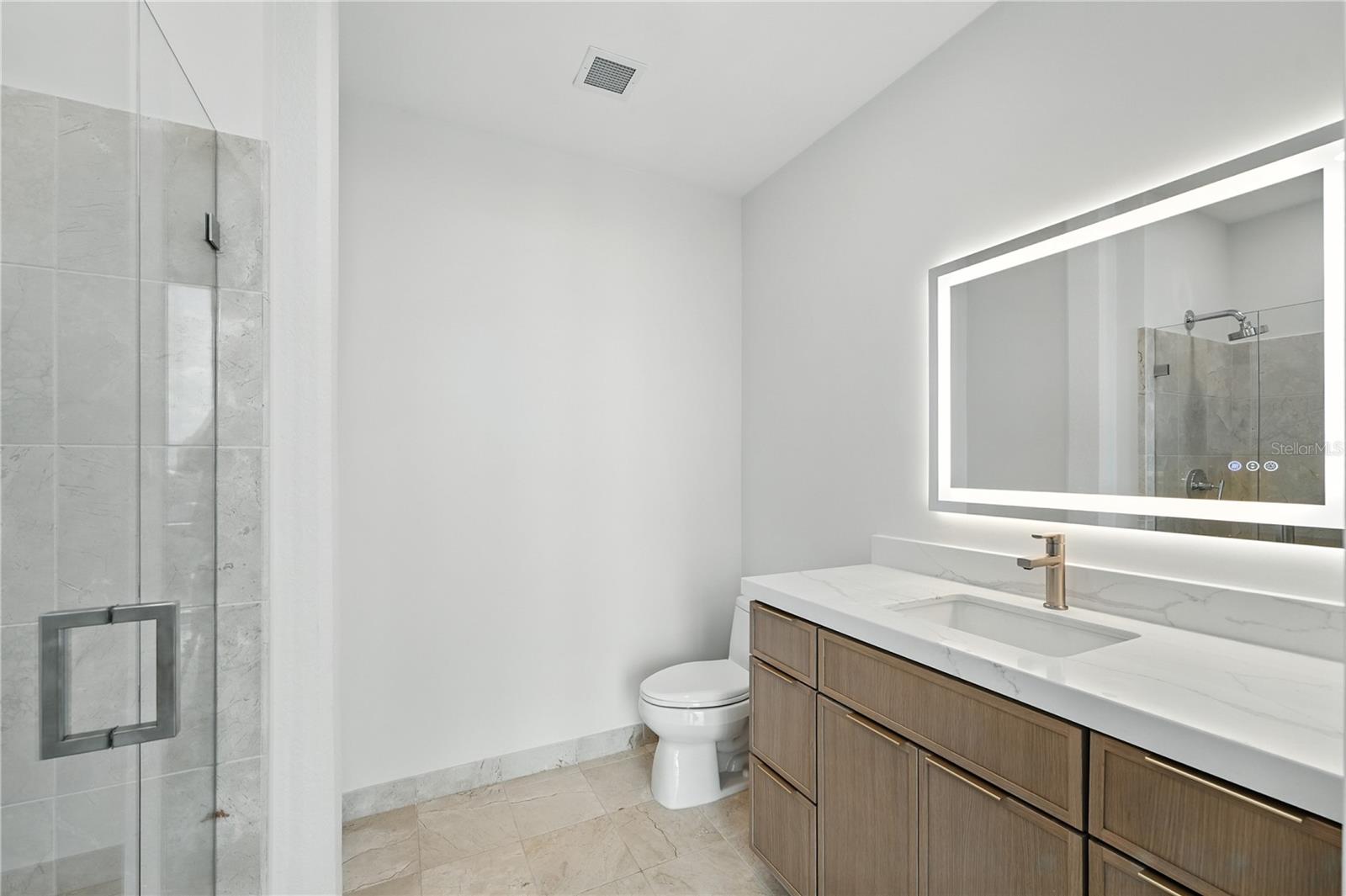 150 E ROBINSON ST #2102, ORLANDO, FL, 32801