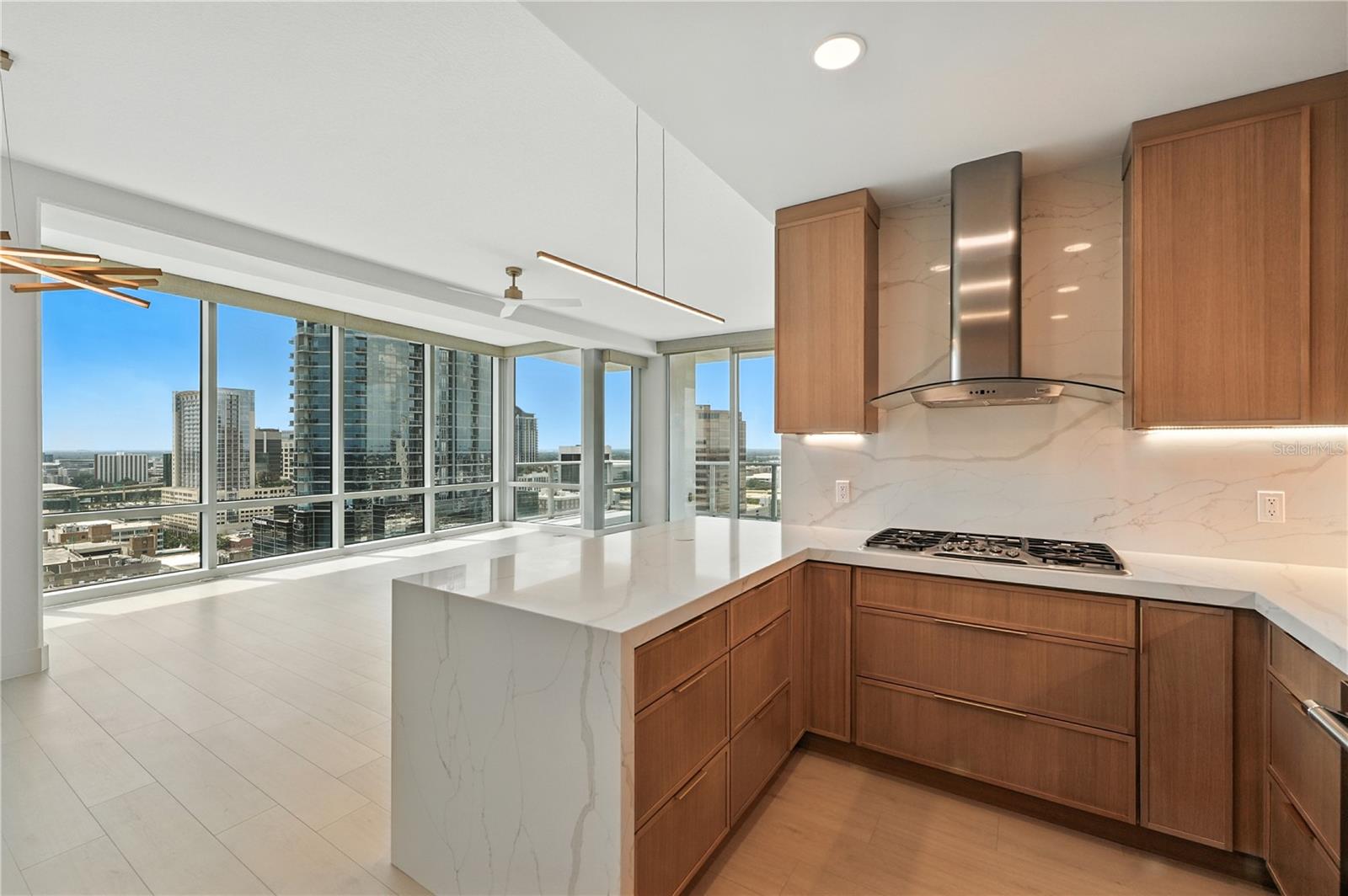 150 E ROBINSON ST #2102, ORLANDO, FL, 32801