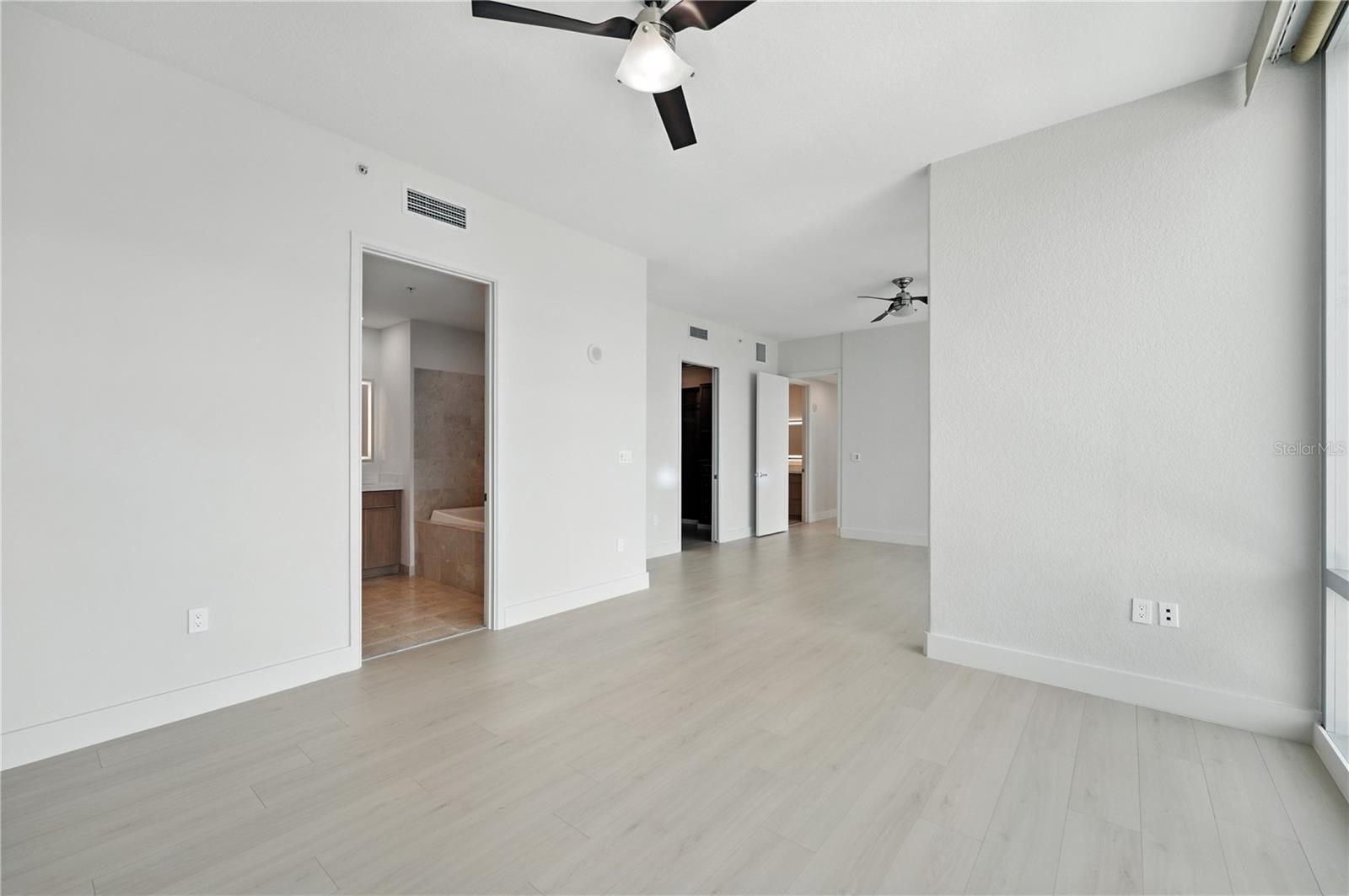 150 E ROBINSON ST #2102, ORLANDO, FL, 32801