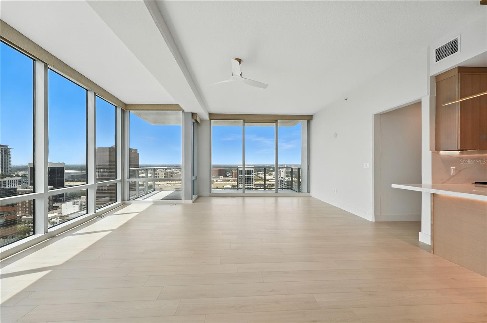 150 E ROBINSON ST #2102, ORLANDO, FL, 32801