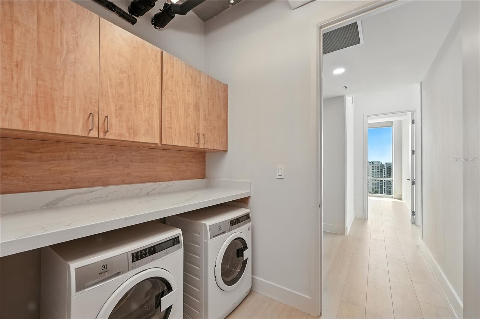 150 E ROBINSON ST #2102, ORLANDO, FL, 32801