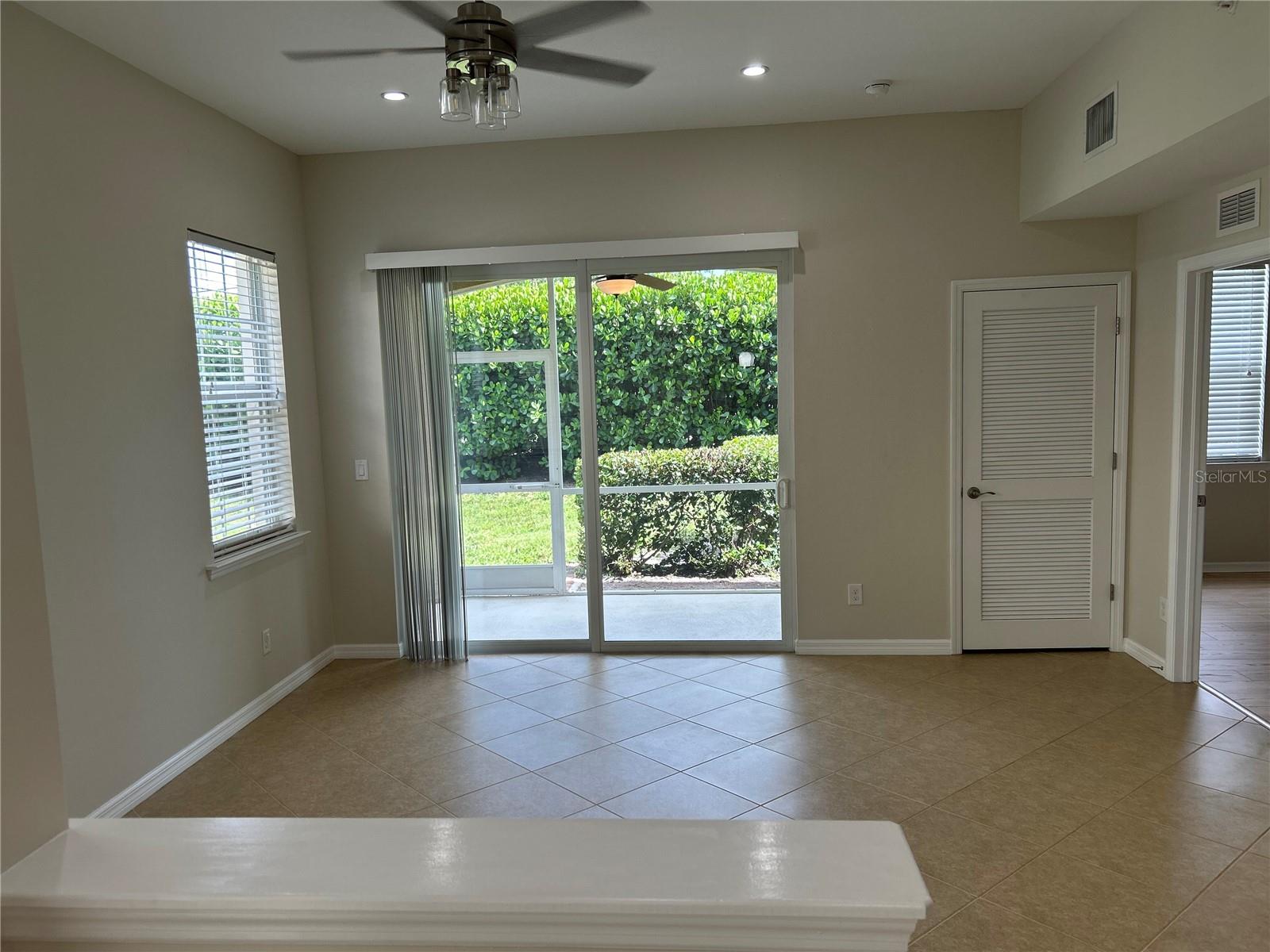 8511 OAKSHADE CIR #101, FORT MYERS, FL, 33919