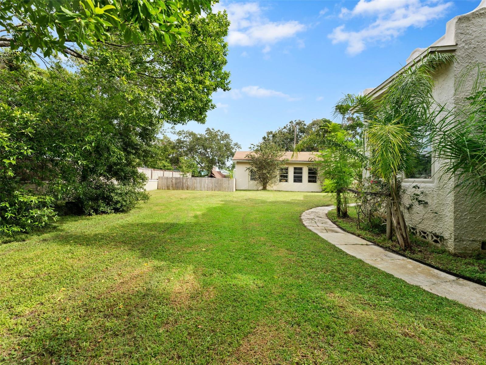 2559 36TH AVE N, ST PETERSBURG, FL, 33713