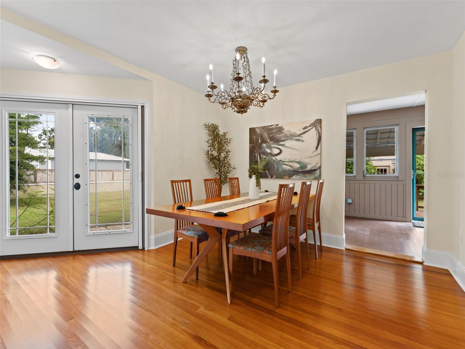 2559 36TH AVE N, ST PETERSBURG, FL, 33713