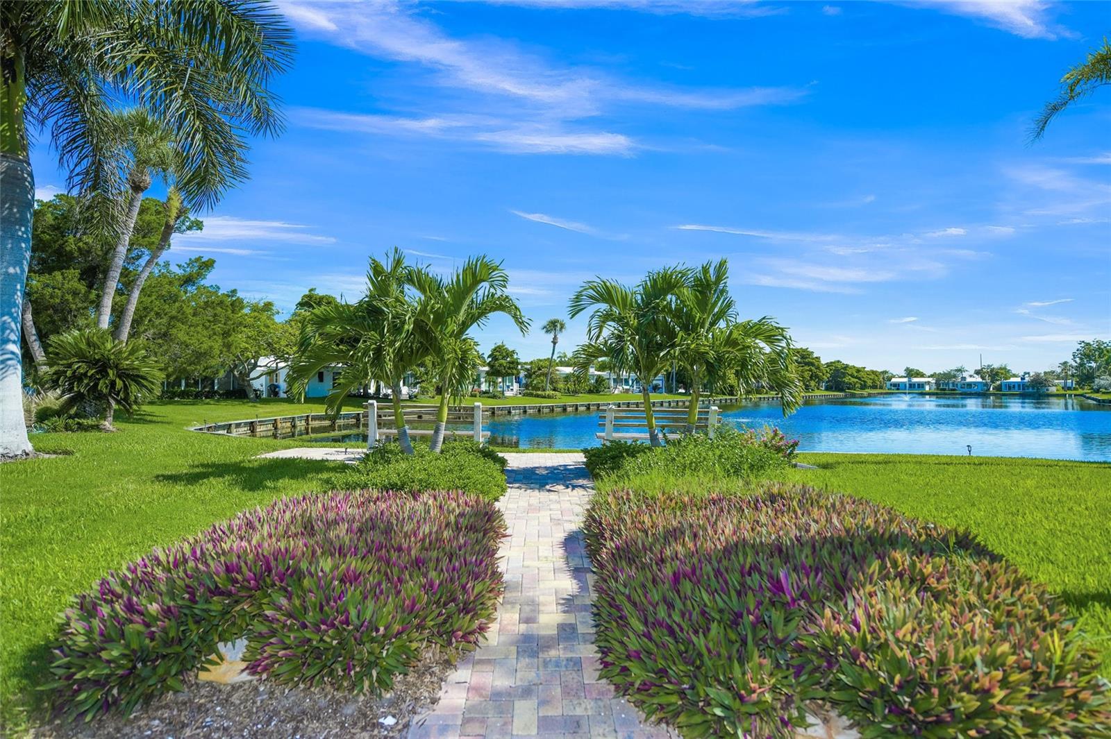 676 EL CENTRO, LONGBOAT KEY, FL, 34228