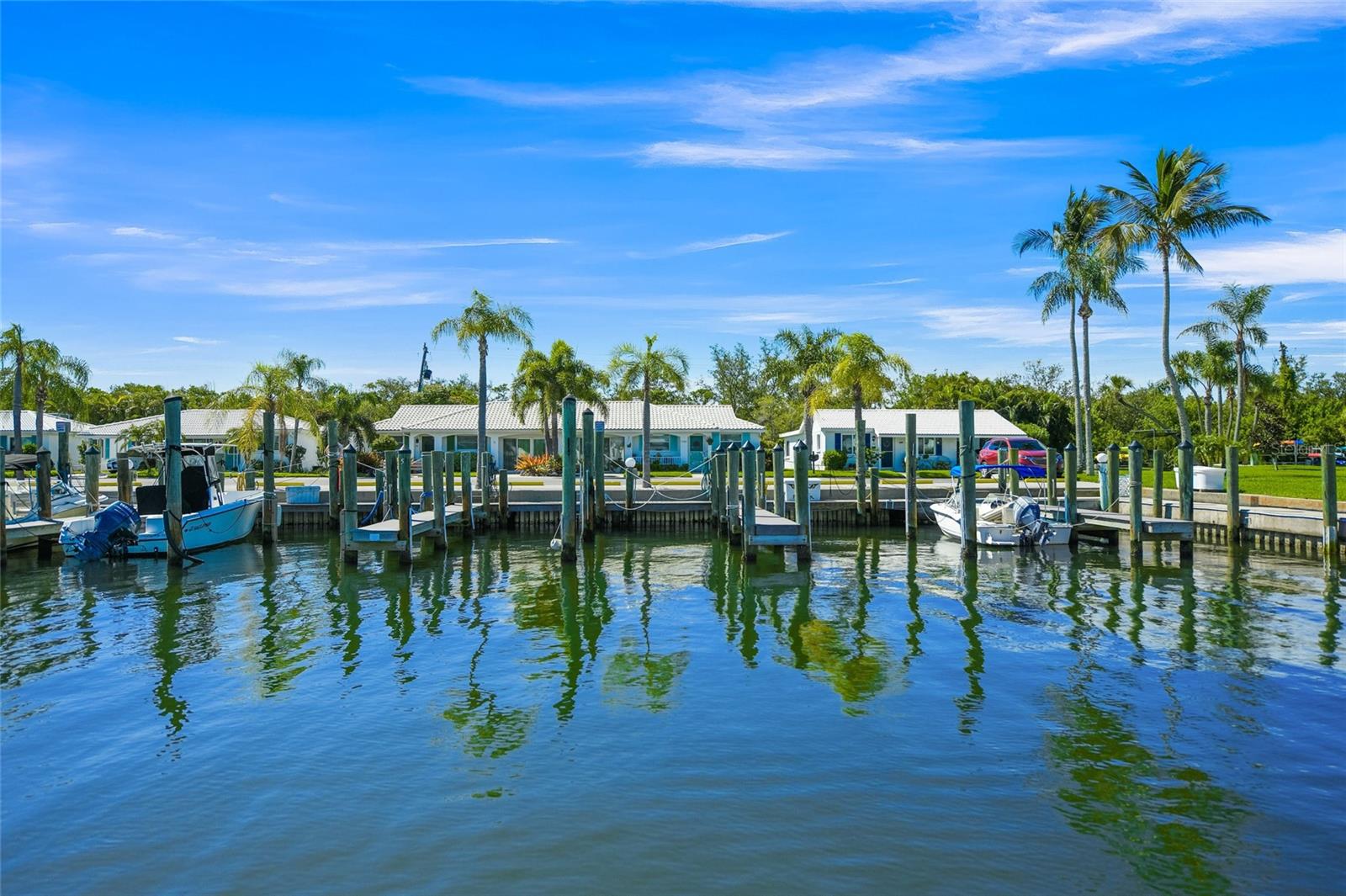 676 EL CENTRO, LONGBOAT KEY, FL, 34228