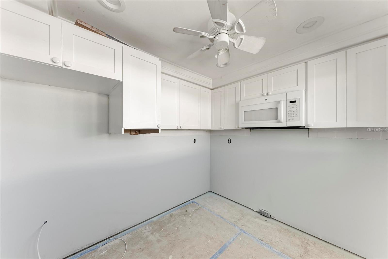 676 EL CENTRO, LONGBOAT KEY, FL, 34228