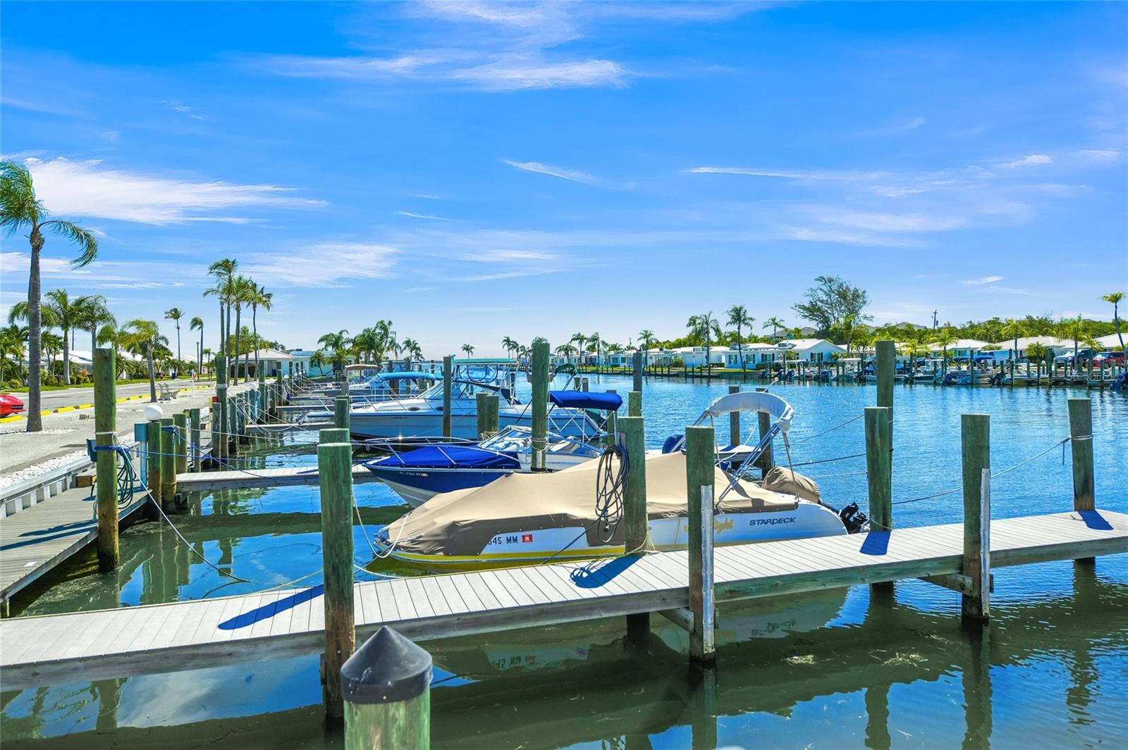 676 EL CENTRO, LONGBOAT KEY, FL, 34228