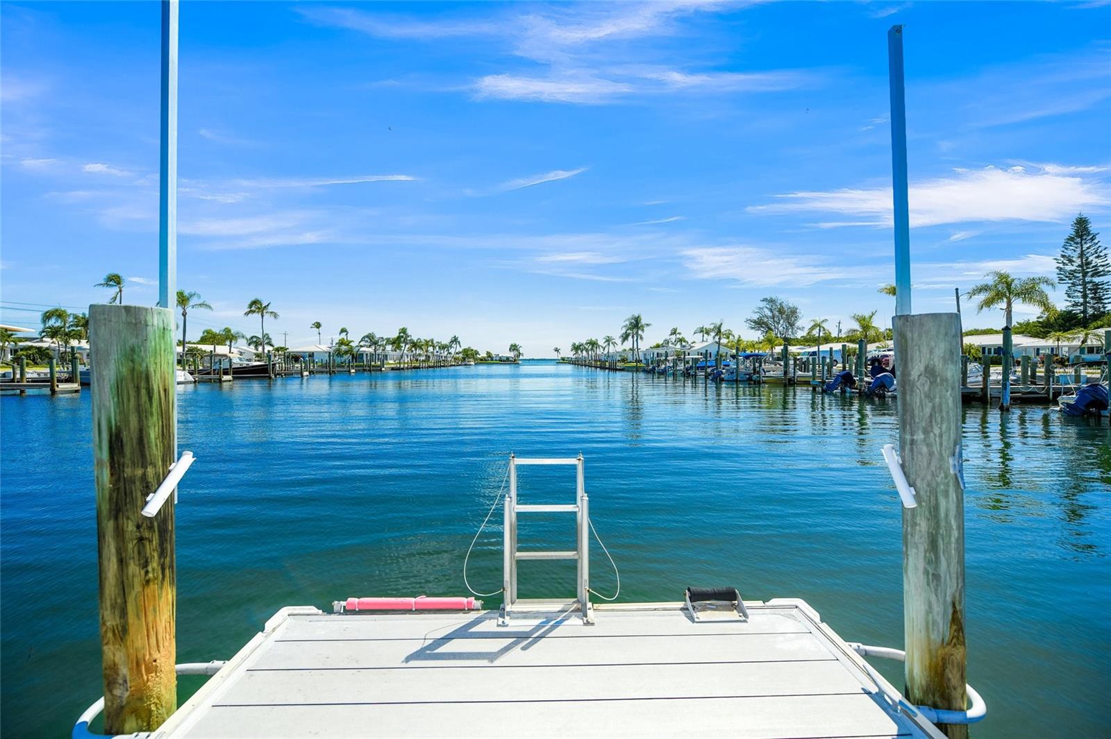 676 EL CENTRO, LONGBOAT KEY, FL, 34228