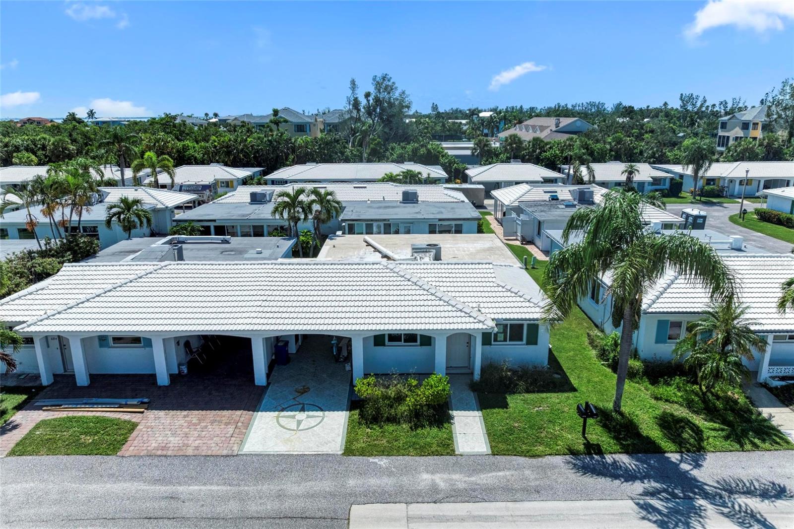 676 EL CENTRO, LONGBOAT KEY, FL, 34228