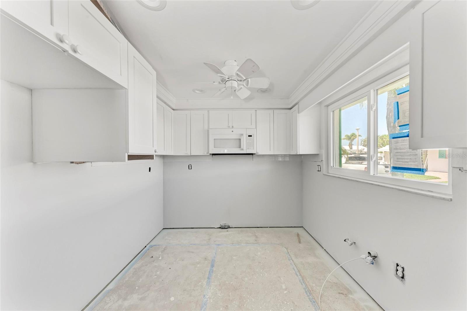 676 EL CENTRO, LONGBOAT KEY, FL, 34228