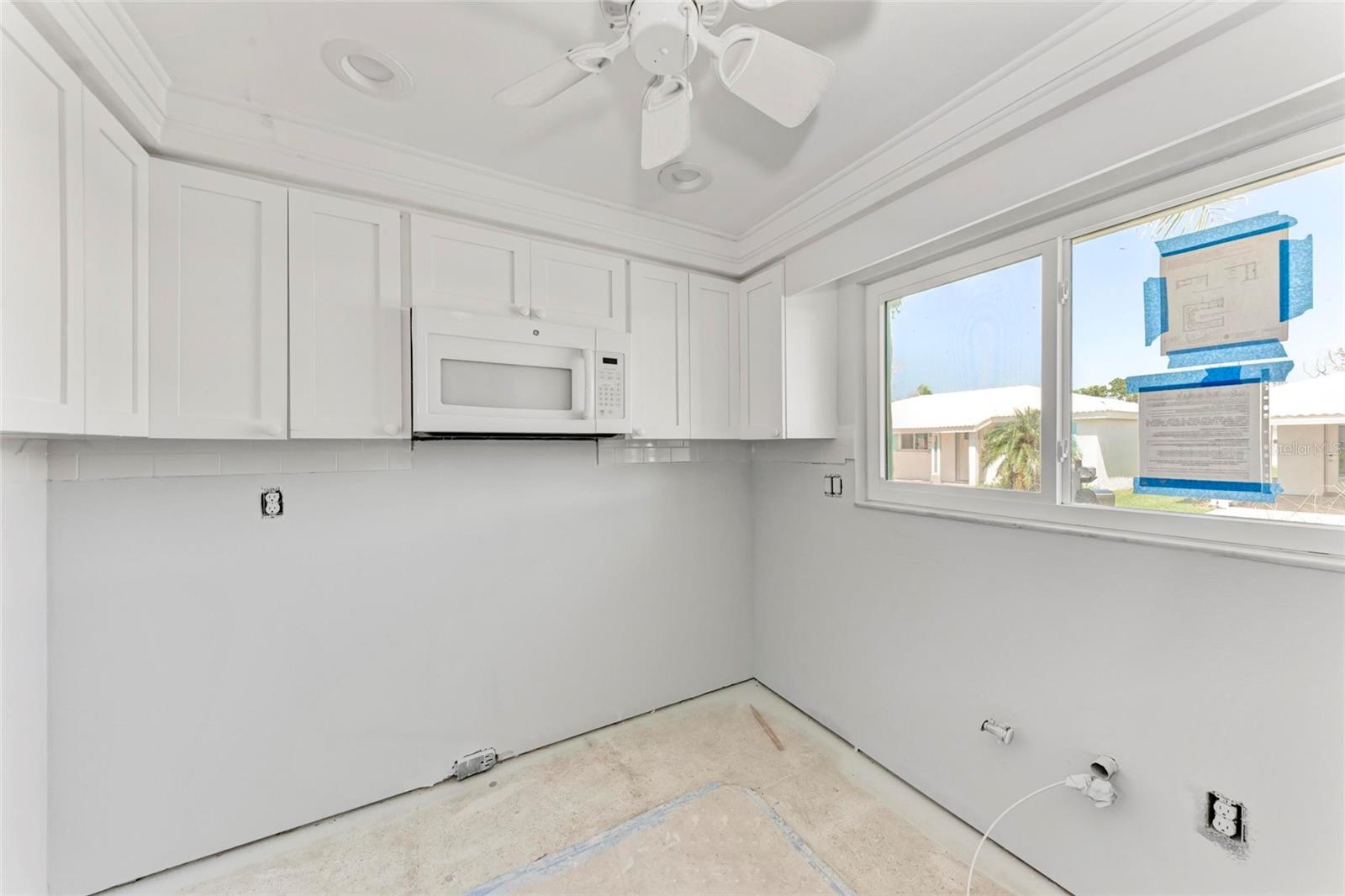 676 EL CENTRO, LONGBOAT KEY, FL, 34228