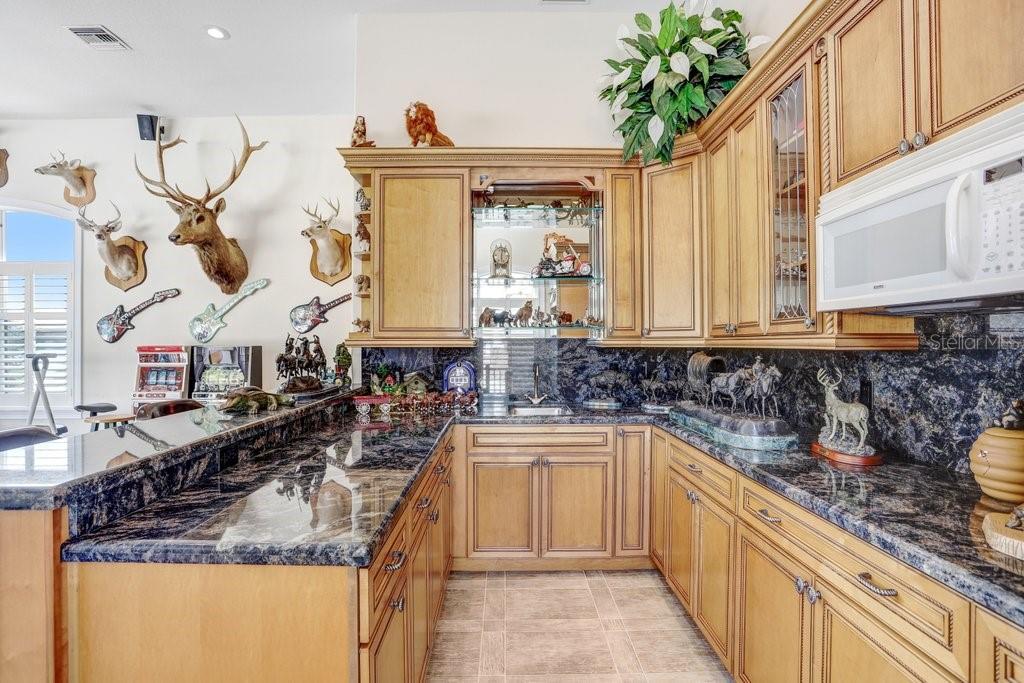 TB8421161 Property Photo