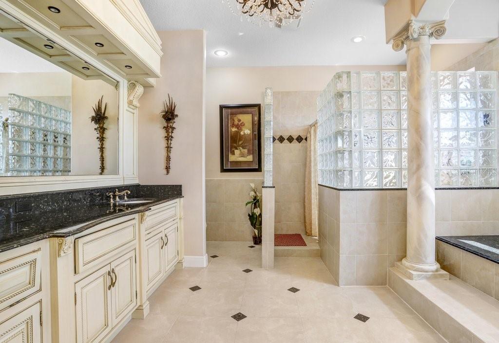 TB8421161 Property Photo