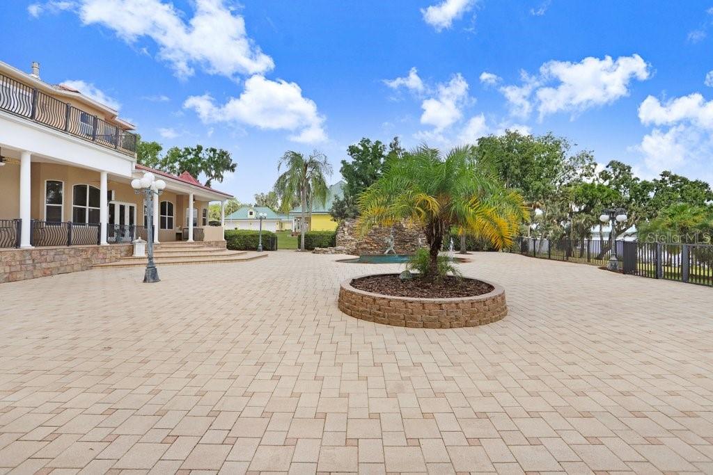 TB8421161 Property Photo