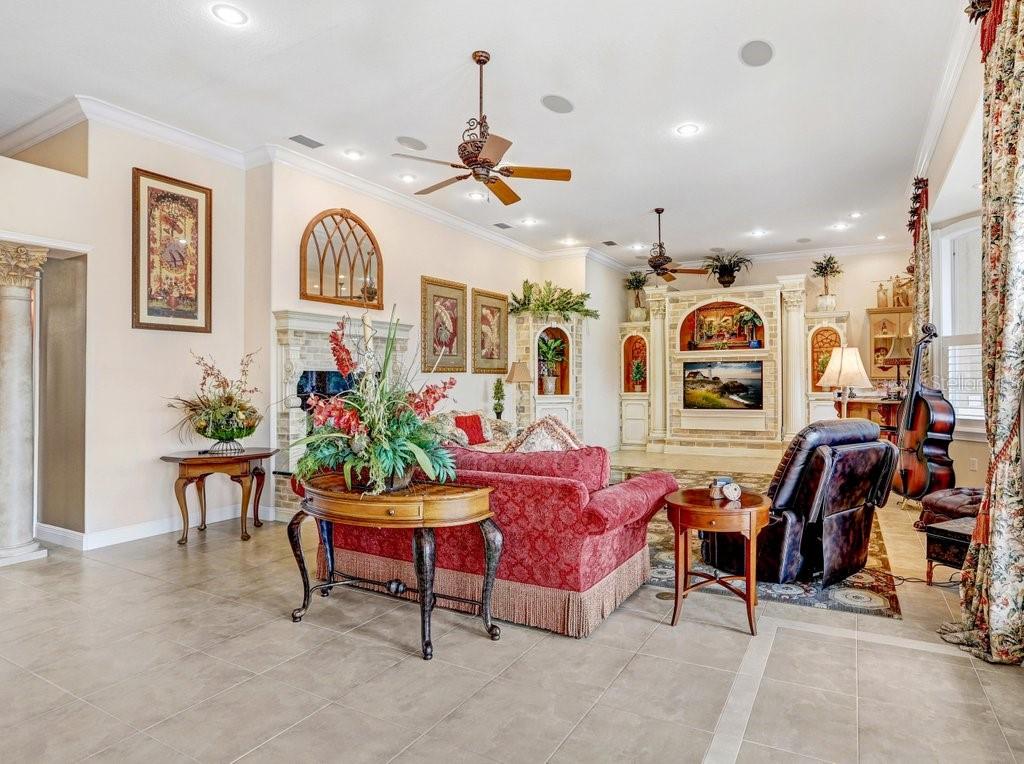 TB8421161 Property Photo