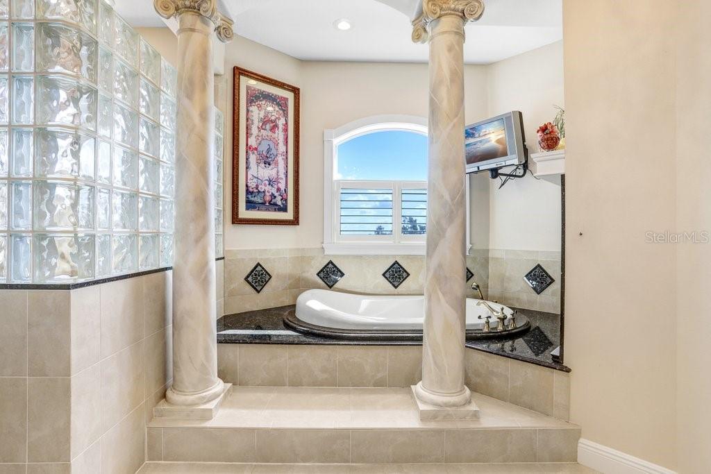 TB8421161 Property Photo