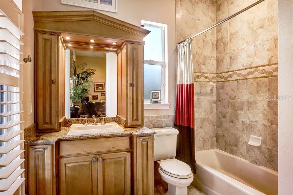 TB8421161 Property Photo