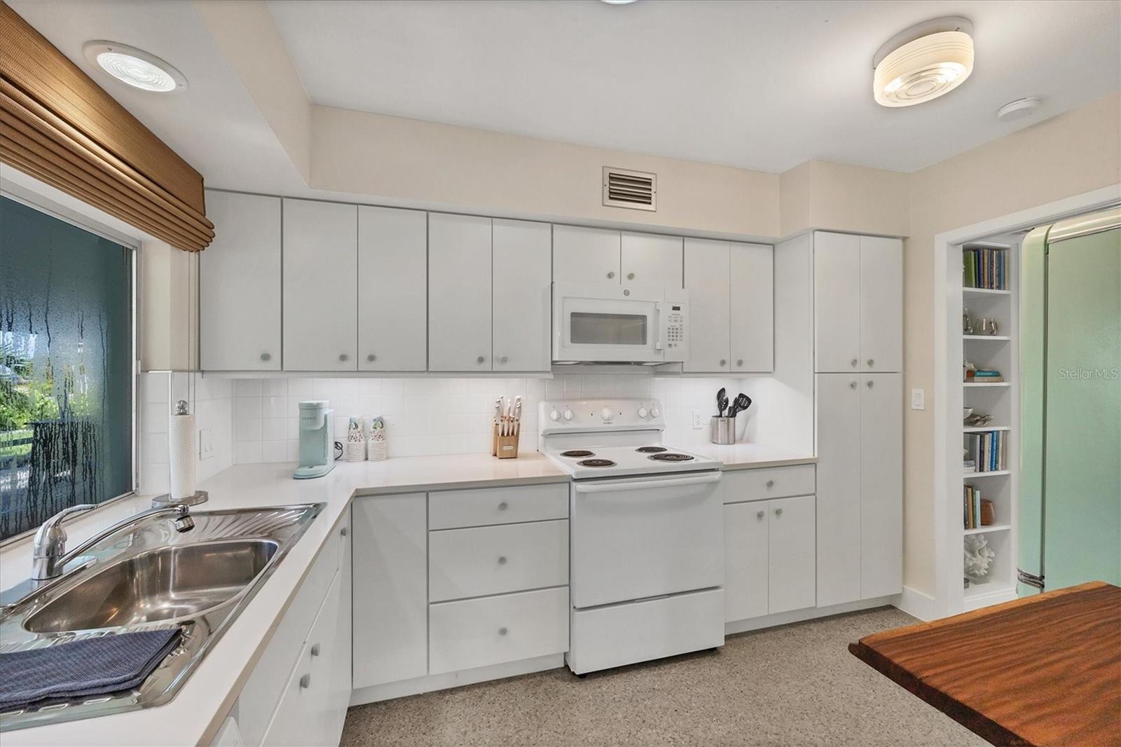 550 GASPAR DR, PLACIDA, FL, 33946